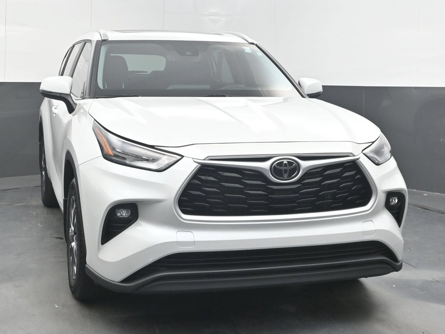 toyota highlander 2024 5TDKDRBH3RS567477 image toyota highlander 2024 5TDKDRBH3RS567477 image