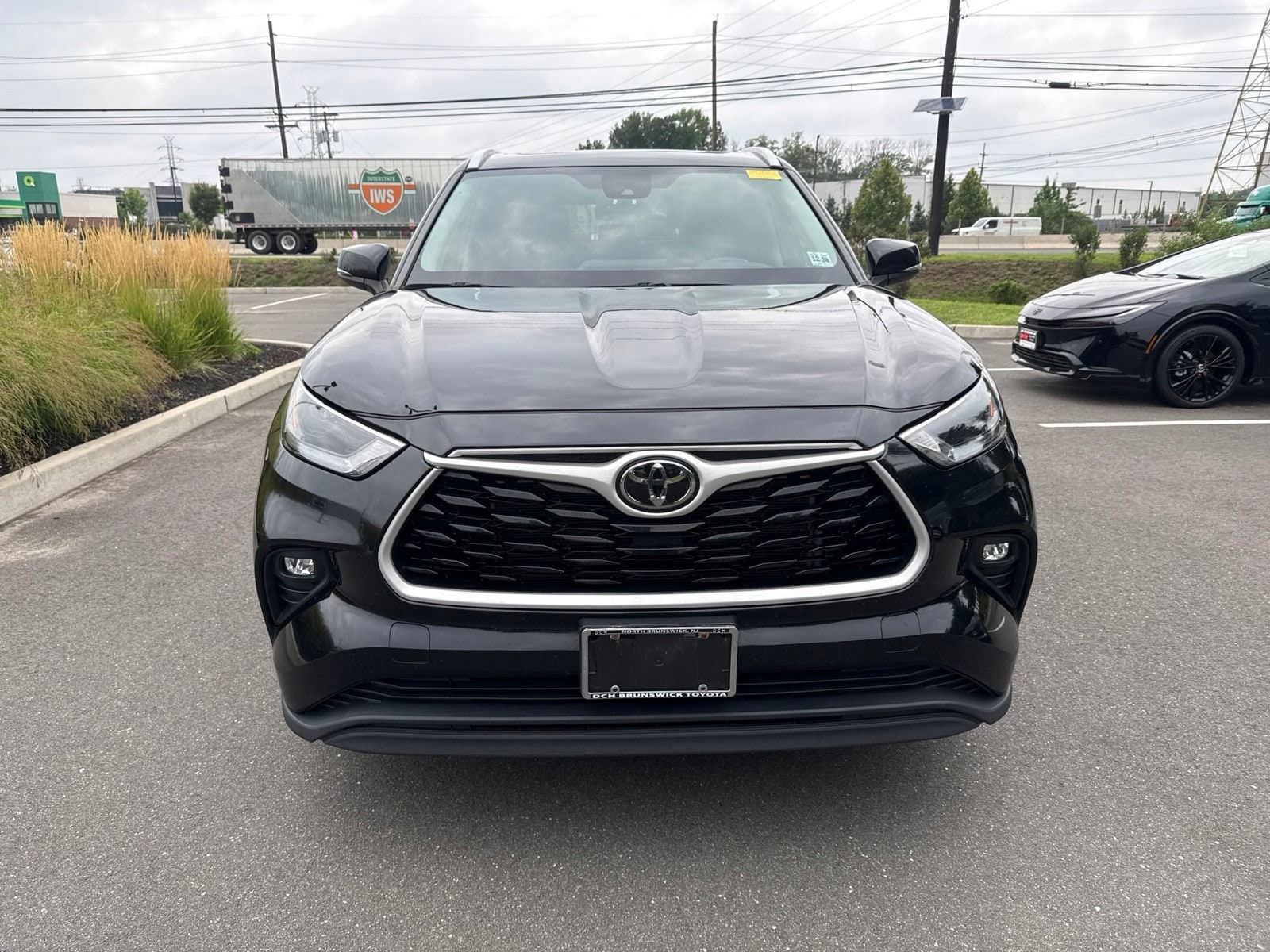 toyota highlander 2024 5TDKDRBH7RS528598 image toyota highlander 2024 5TDKDRBH7RS528598 image