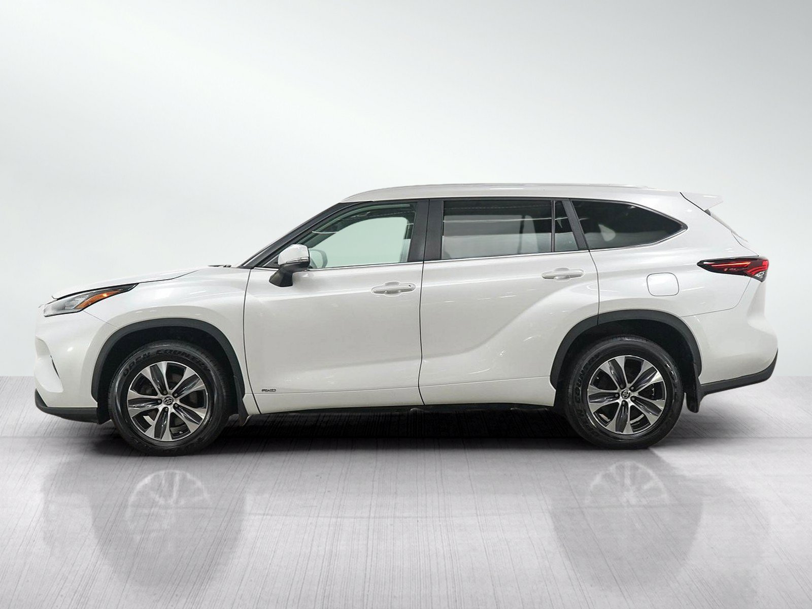 toyota highlander 2024 5TDKBRCH9RS625063 image toyota highlander 2024 5TDKBRCH9RS625063 image
