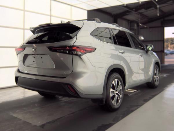 toyota highlander 2024 5TDKDRAHXRS546417 image toyota highlander 2024 5TDKDRAHXRS546417 image
