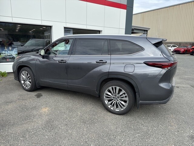 toyota highlander 2024 5TDKDRBH0RS529575 image toyota highlander 2024 5TDKDRBH0RS529575 image