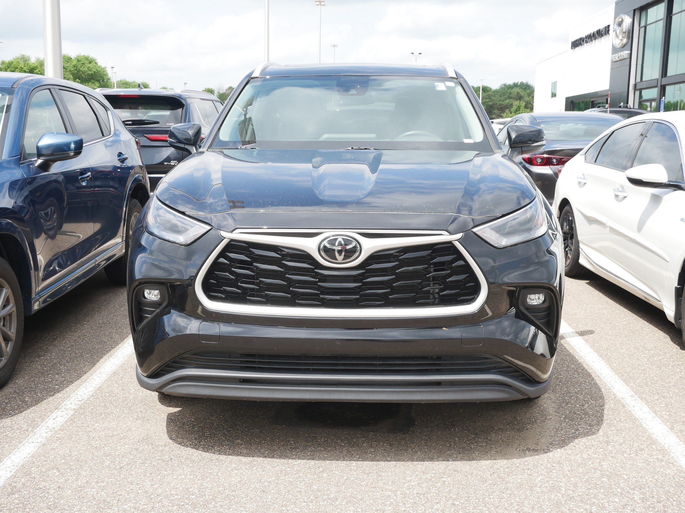 toyota highlander 2024 5TDKDRBH1RS540827 image toyota highlander 2024 5TDKDRBH1RS540827 image