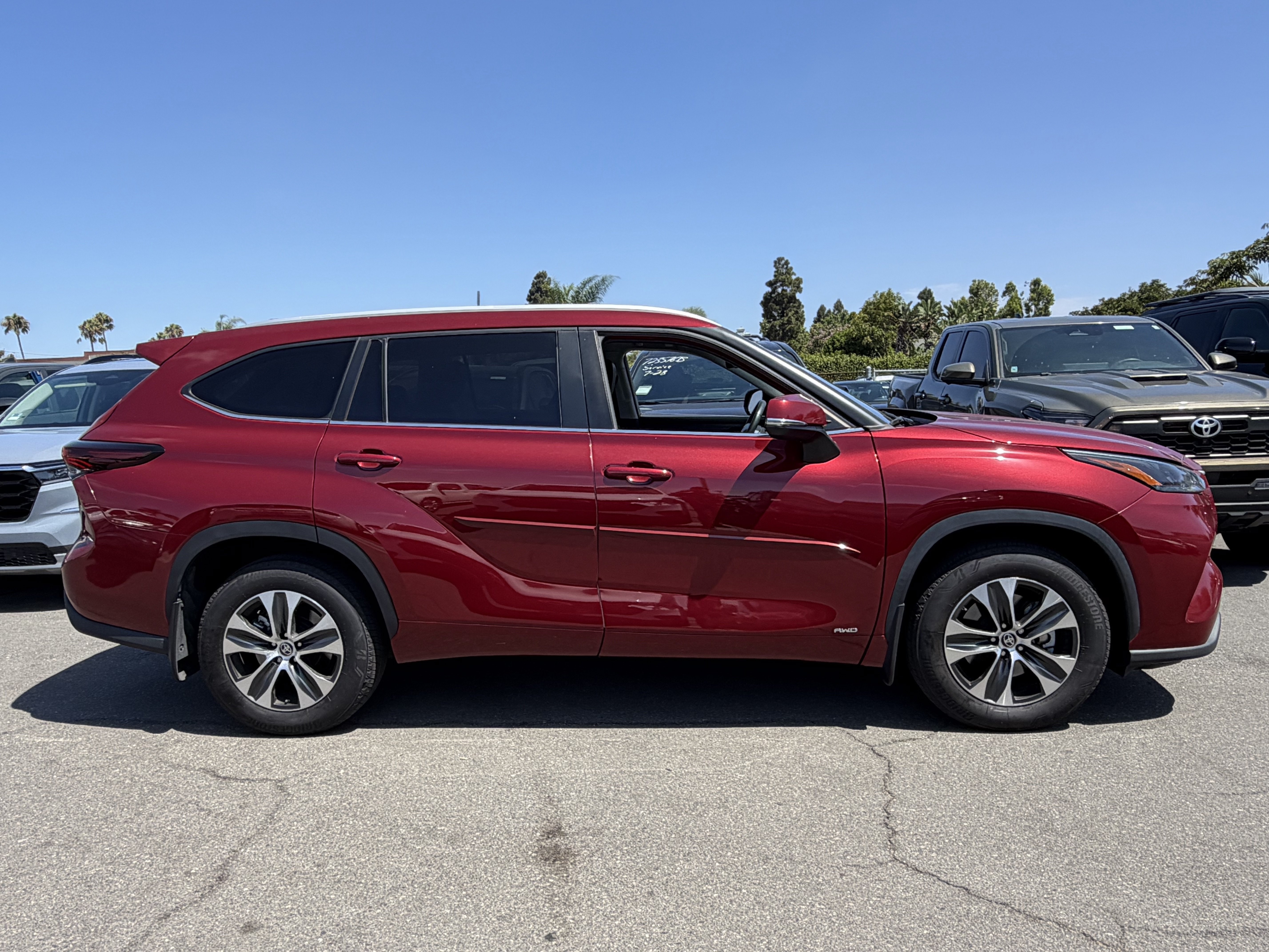 toyota highlander 2024 5TDKBRCH7RS614272 image toyota highlander 2024 5TDKBRCH7RS614272 image