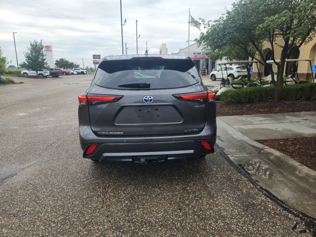 toyota highlander 2024 5TDXBRCH8RS638389 image toyota highlander 2024 5TDXBRCH8RS638389 image