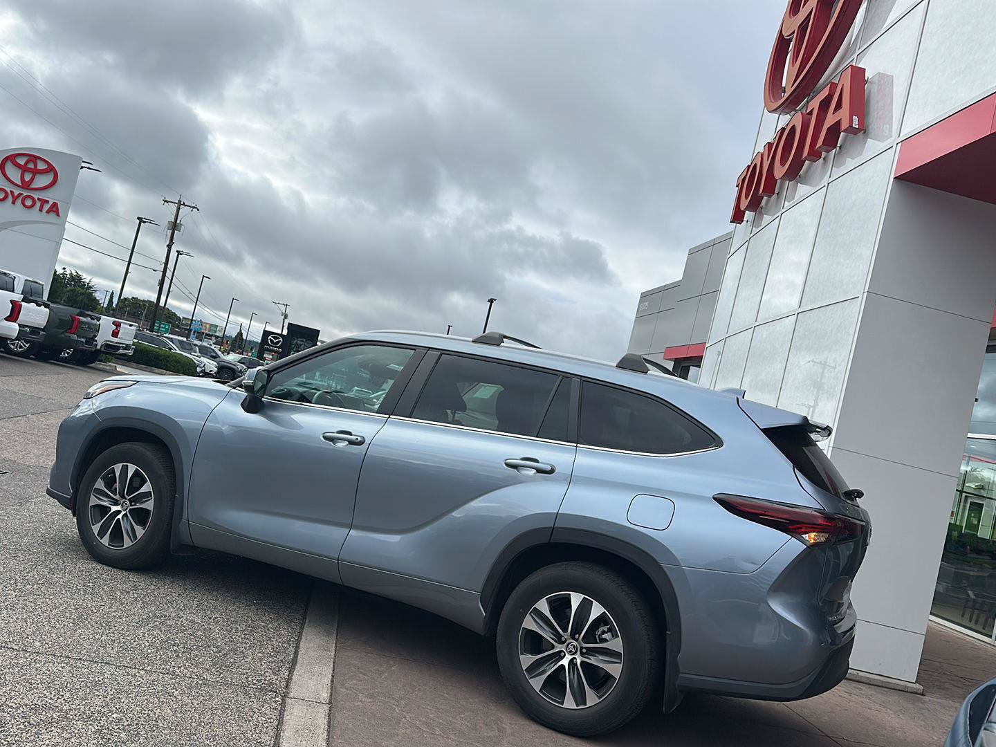 toyota highlander 2024 5TDKDRBH0RS550703 image toyota highlander 2024 5TDKDRBH0RS550703 image