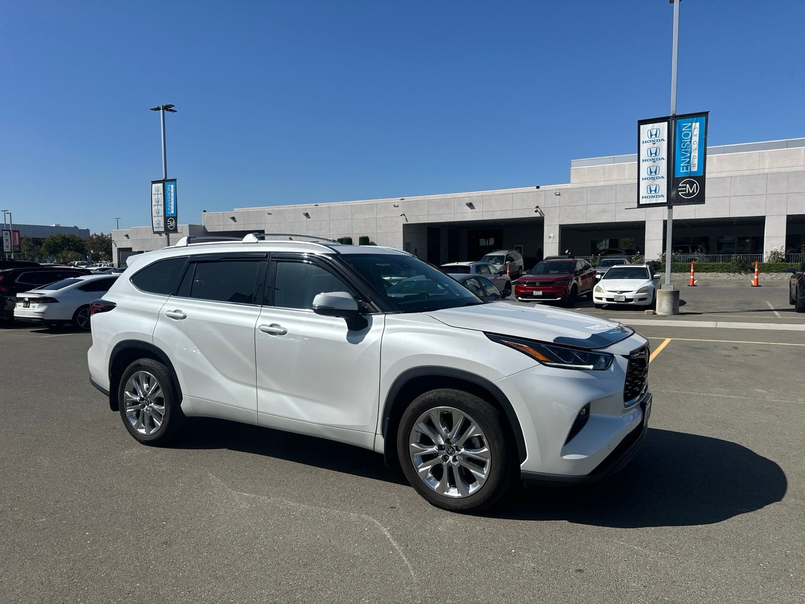 toyota highlander 2024 5TDKDRBH2RS533532 image toyota highlander 2024 5TDKDRBH2RS533532 image