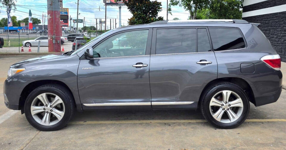 toyota highlander 2011 5TDDK3EH9BS092947 image toyota highlander 2011 5TDDK3EH9BS092947 image