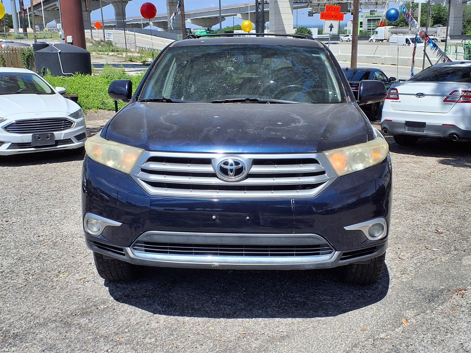 toyota highlander 2011 5TDYK3EH6BS027121 image toyota highlander 2011 5TDYK3EH6BS027121 image