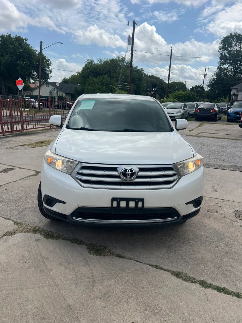 toyota highlander 2013 5TDZA3EH5DS044180 image toyota highlander 2013 5TDZA3EH5DS044180 image
