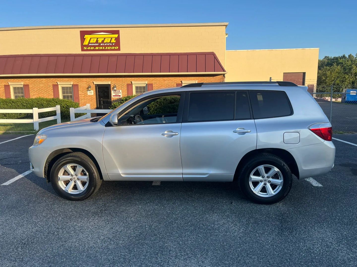 toyota highlander 2010 5TDBK3EH9AS003075 image toyota highlander 2010 5TDBK3EH9AS003075 image