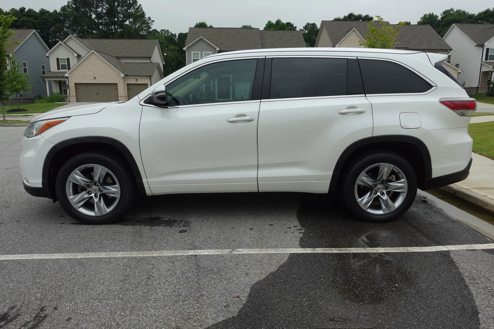 toyota highlander 2014 5TDYKRFH3ES009522 image toyota highlander 2014 5TDYKRFH3ES009522 image