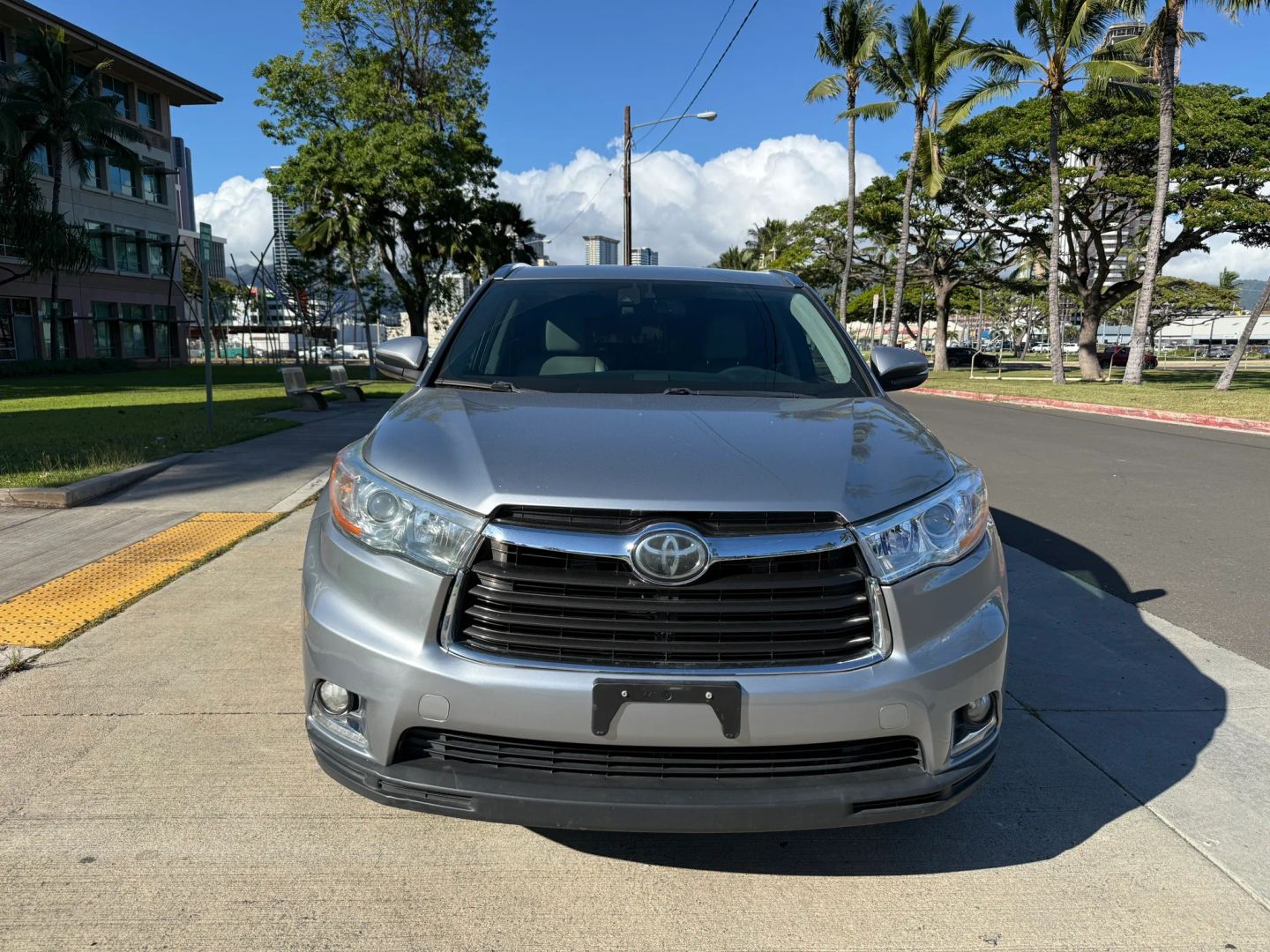 toyota highlander 2014 5TDYKRFH0ES028271 image toyota highlander 2014 5TDYKRFH0ES028271 image