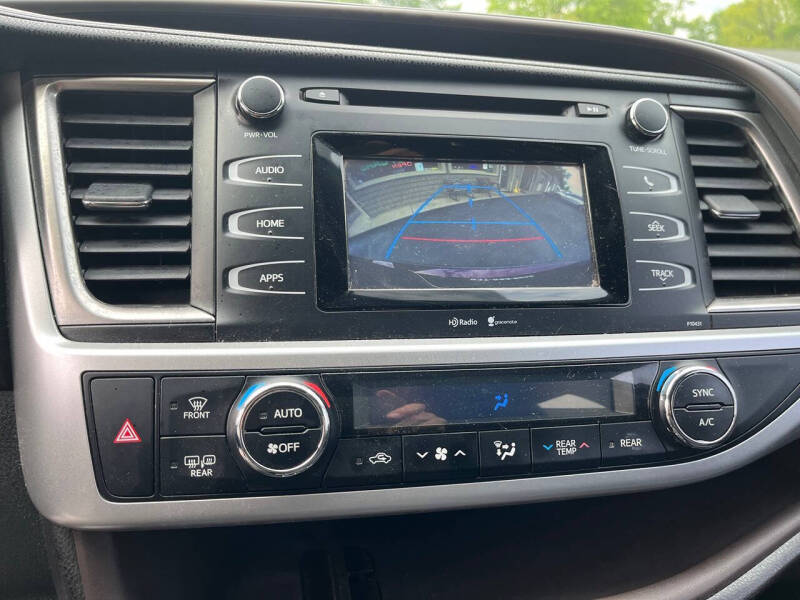 toyota highlander 2014 5TDBKRFH7ES011750 image toyota highlander 2014 5TDBKRFH7ES011750 image