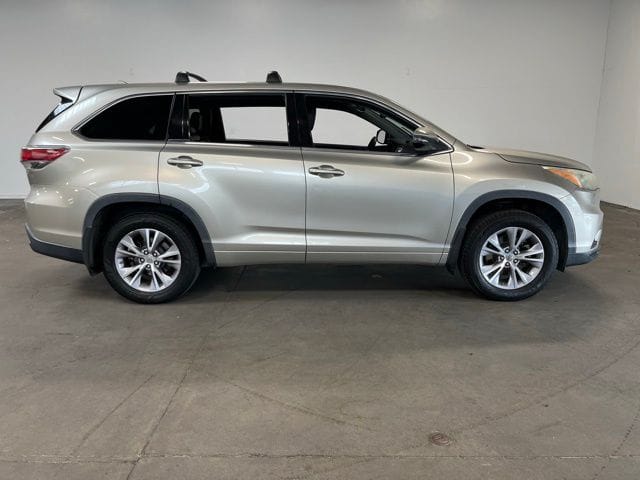 toyota highlander 2015 5TDBKRFH5FS180621 image toyota highlander 2015 5TDBKRFH5FS180621 image