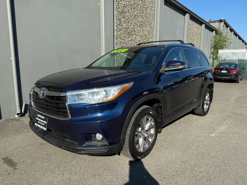 toyota highlander 2015 5TDJKRFH0FS130561 image