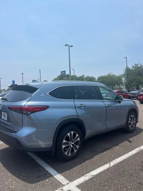 toyota highlander 2022 5TDGZRBH1NS235684 image toyota highlander 2022 5TDGZRBH1NS235684 image