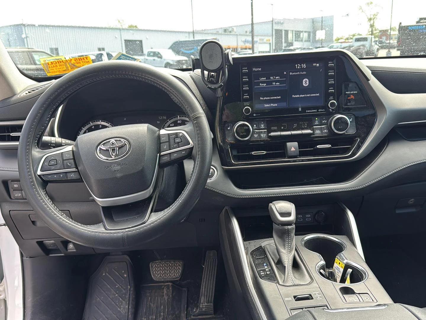 toyota highlander 2022 5TDGZRBH7NS241439 image toyota highlander 2022 5TDGZRBH7NS241439 image