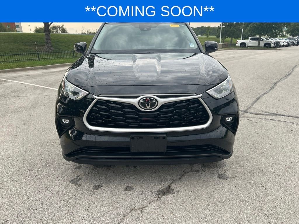 toyota highlander 2022 5TDGZRBH6NS235650 image toyota highlander 2022 5TDGZRBH6NS235650 image