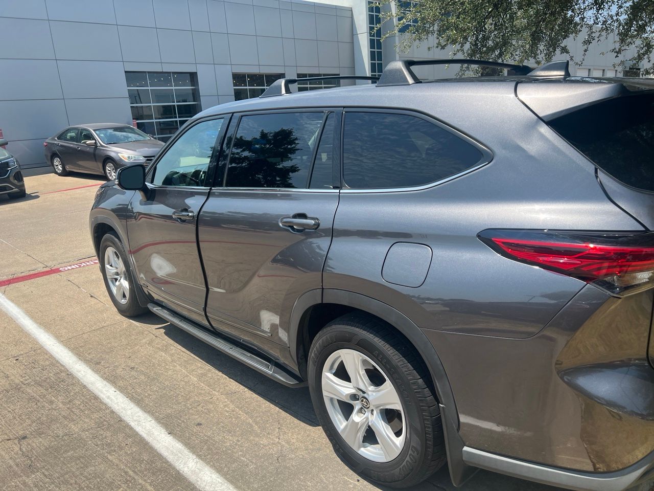 toyota highlander 2022 5TDBBRCH1NS546464 image toyota highlander 2022 5TDBBRCH1NS546464 image