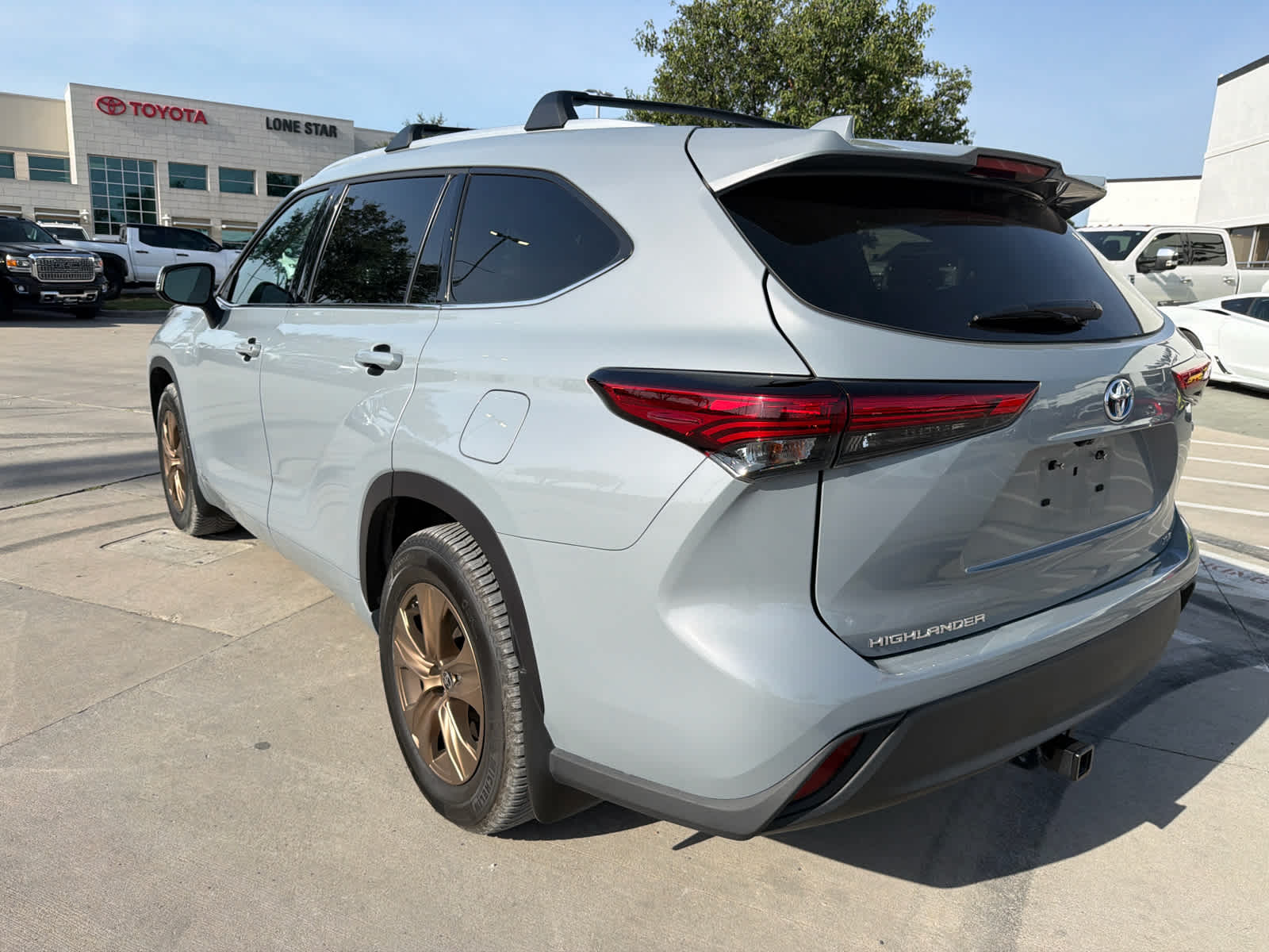 toyota highlander 2022 5TDABRCH1NS539073 image toyota highlander 2022 5TDABRCH1NS539073 image
