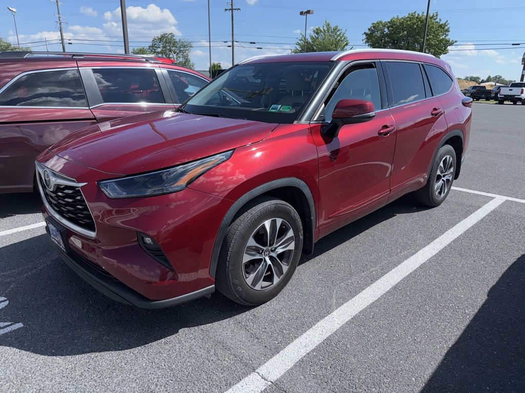toyota highlander 2022 5TDGZRBH9NS587704 image toyota highlander 2022 5TDGZRBH9NS587704 image