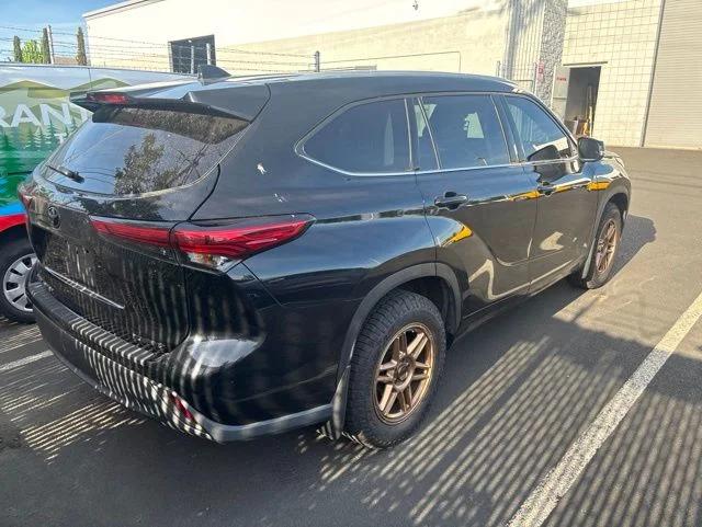 toyota highlander 2022 5TDGZRBH9NS584835 image toyota highlander 2022 5TDGZRBH9NS584835 image