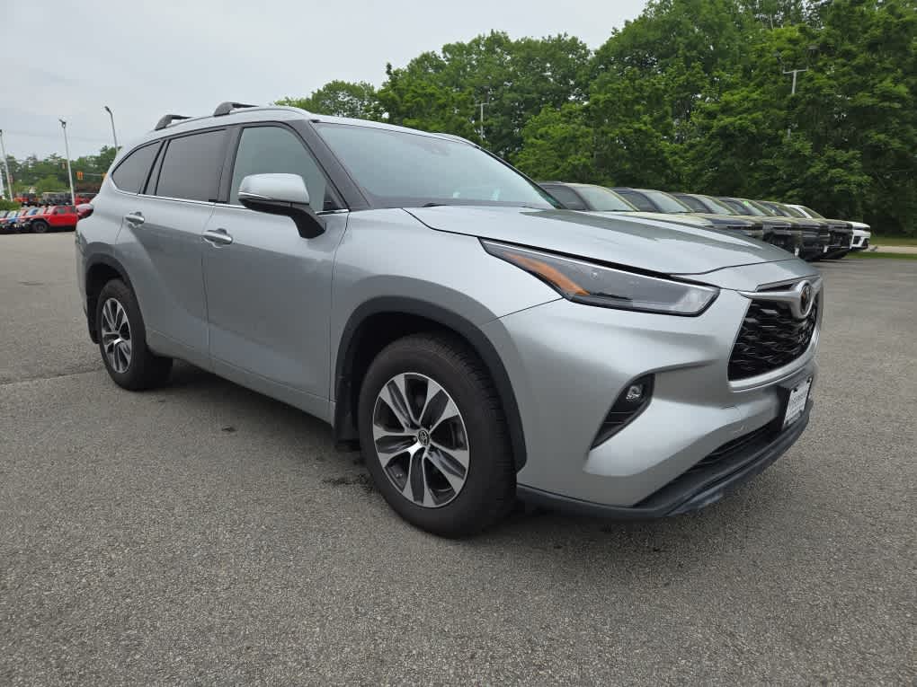 toyota highlander 2022 5TDGZRBH9NS593258 image toyota highlander 2022 5TDGZRBH9NS593258 image