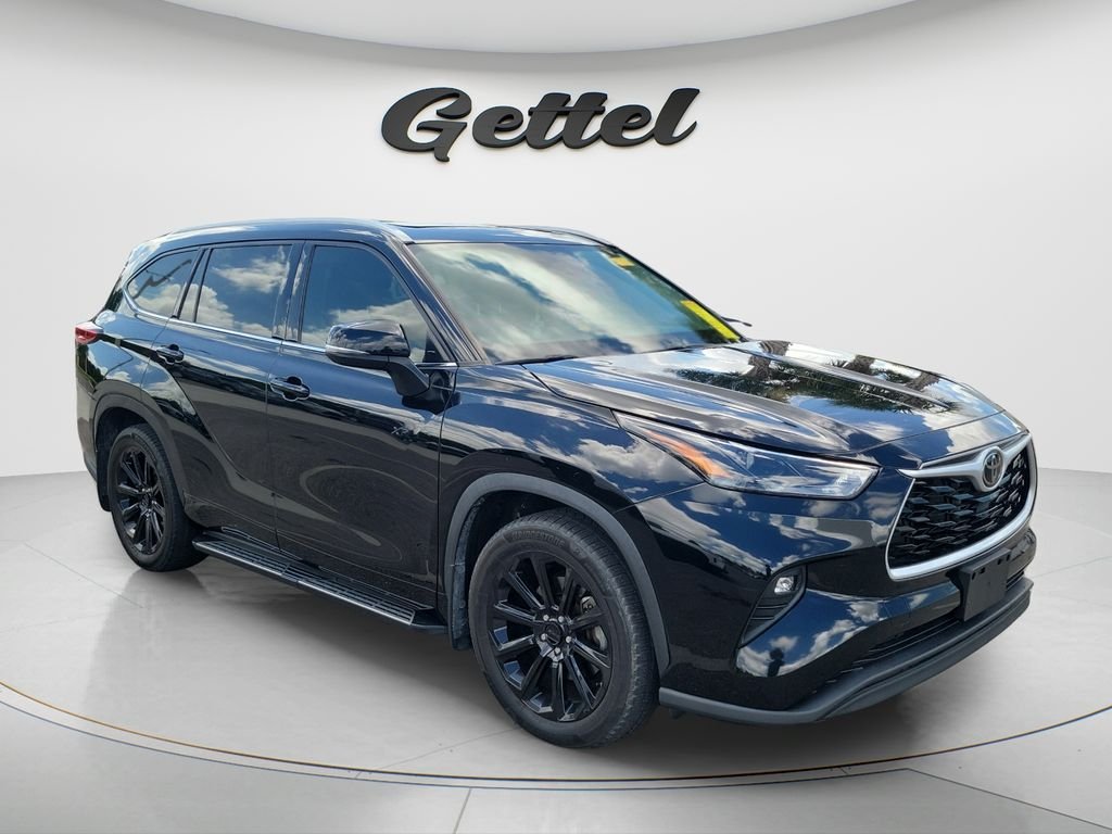 toyota highlander 2022 5TDGZRBH1NS229755 image toyota highlander 2022 5TDGZRBH1NS229755 image