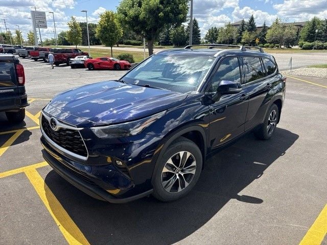 toyota highlander 2022 5TDGZRBH3NS256164 image toyota highlander 2022 5TDGZRBH3NS256164 image