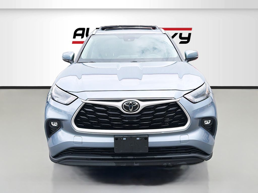 toyota highlander 2022 5TDGZRBH2NS226069 image toyota highlander 2022 5TDGZRBH2NS226069 image