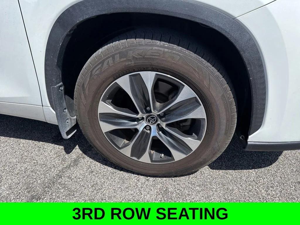 toyota highlander 2022 5TDGZRBH9NS162435 image toyota highlander 2022 5TDGZRBH9NS162435 image