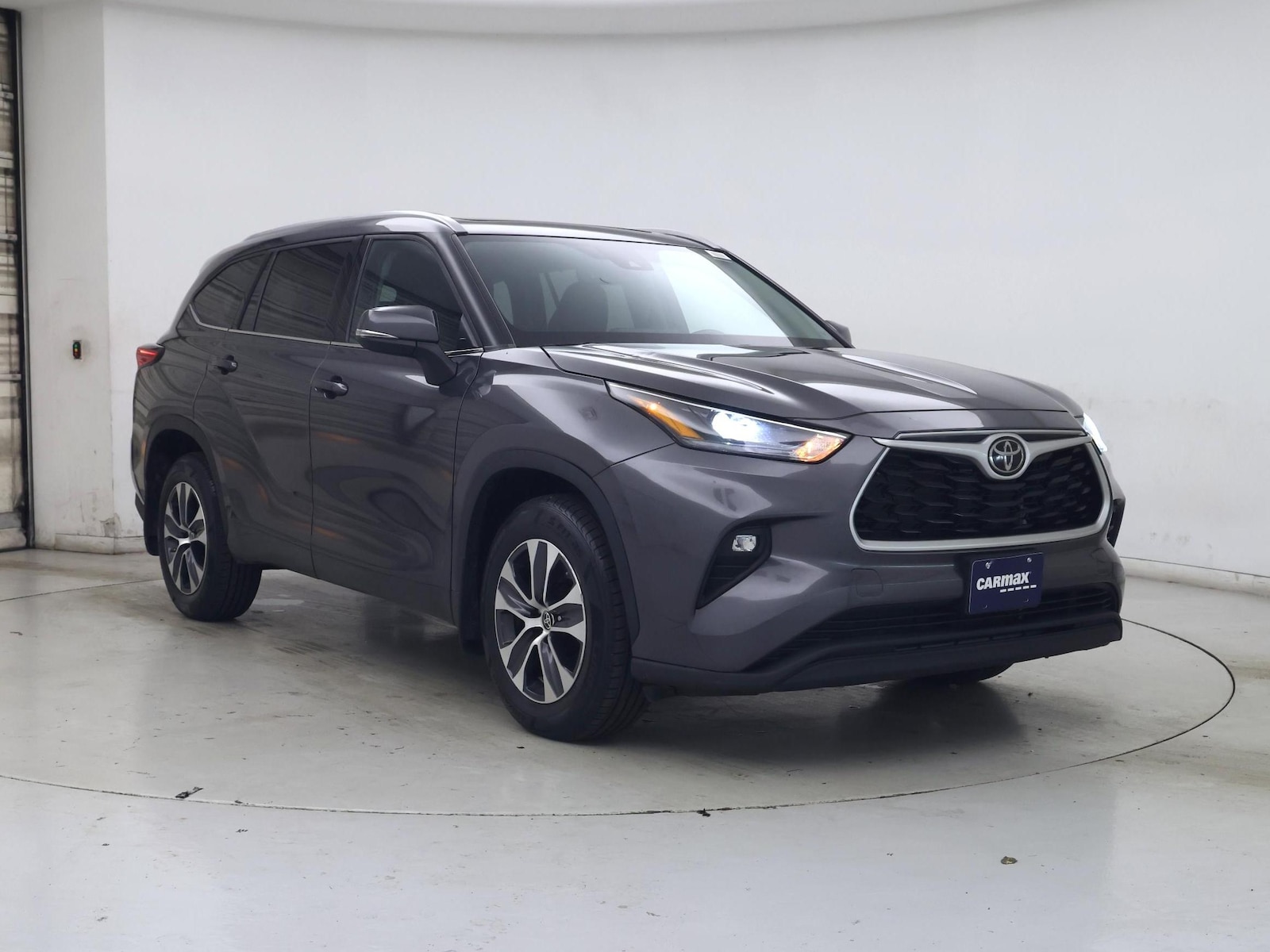 toyota highlander 2022 5TDGZRBH2NS217629 image toyota highlander 2022 5TDGZRBH2NS217629 image
