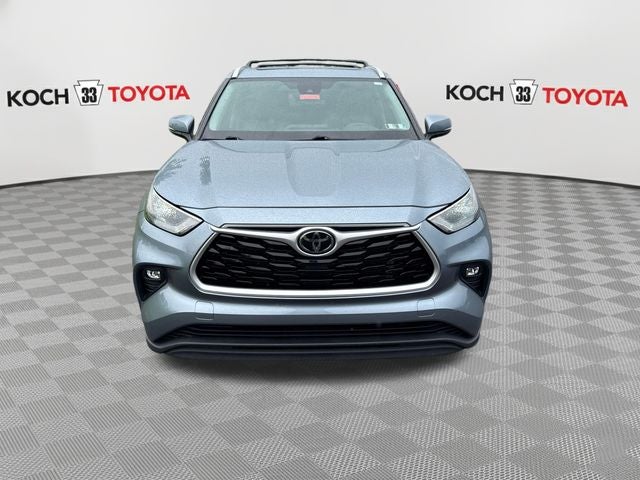 toyota highlander 2022 5TDGZRBH2NS181375 image toyota highlander 2022 5TDGZRBH2NS181375 image