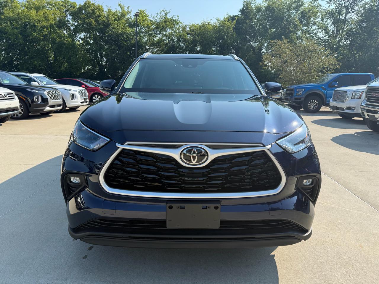 toyota highlander 2022 5TDGZRBH9NS572751 image toyota highlander 2022 5TDGZRBH9NS572751 image