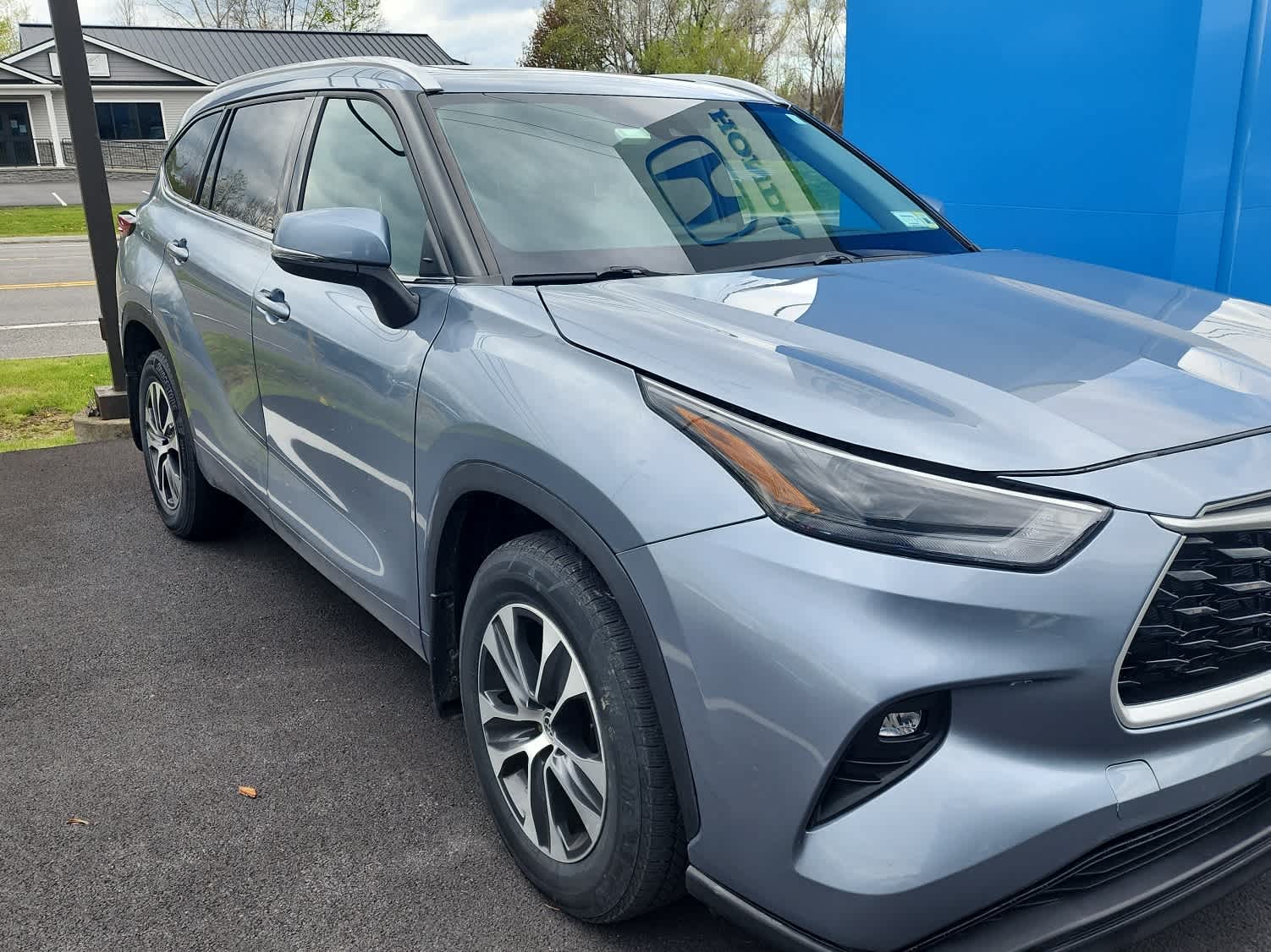 toyota highlander 2022 5TDGZRBH2NS179111 image