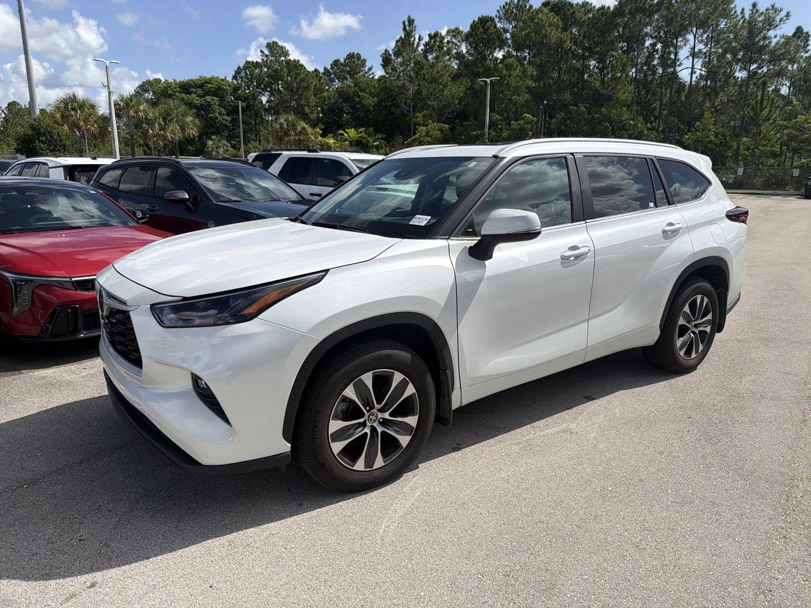 toyota highlander 2025 5TDKDRBH2SS580338 image toyota highlander 2025 5TDKDRBH2SS580338 image
