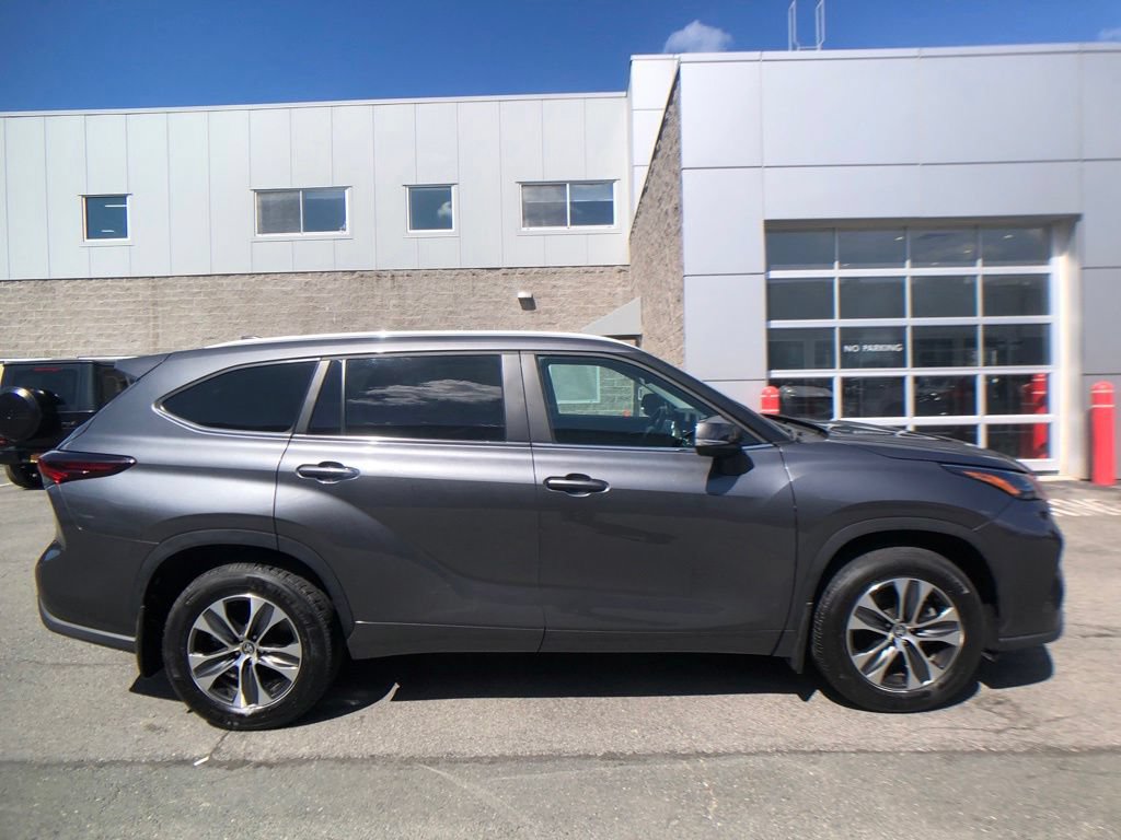toyota highlander 2025 5TDKDRBH2SS586091 image toyota highlander 2025 5TDKDRBH2SS586091 image