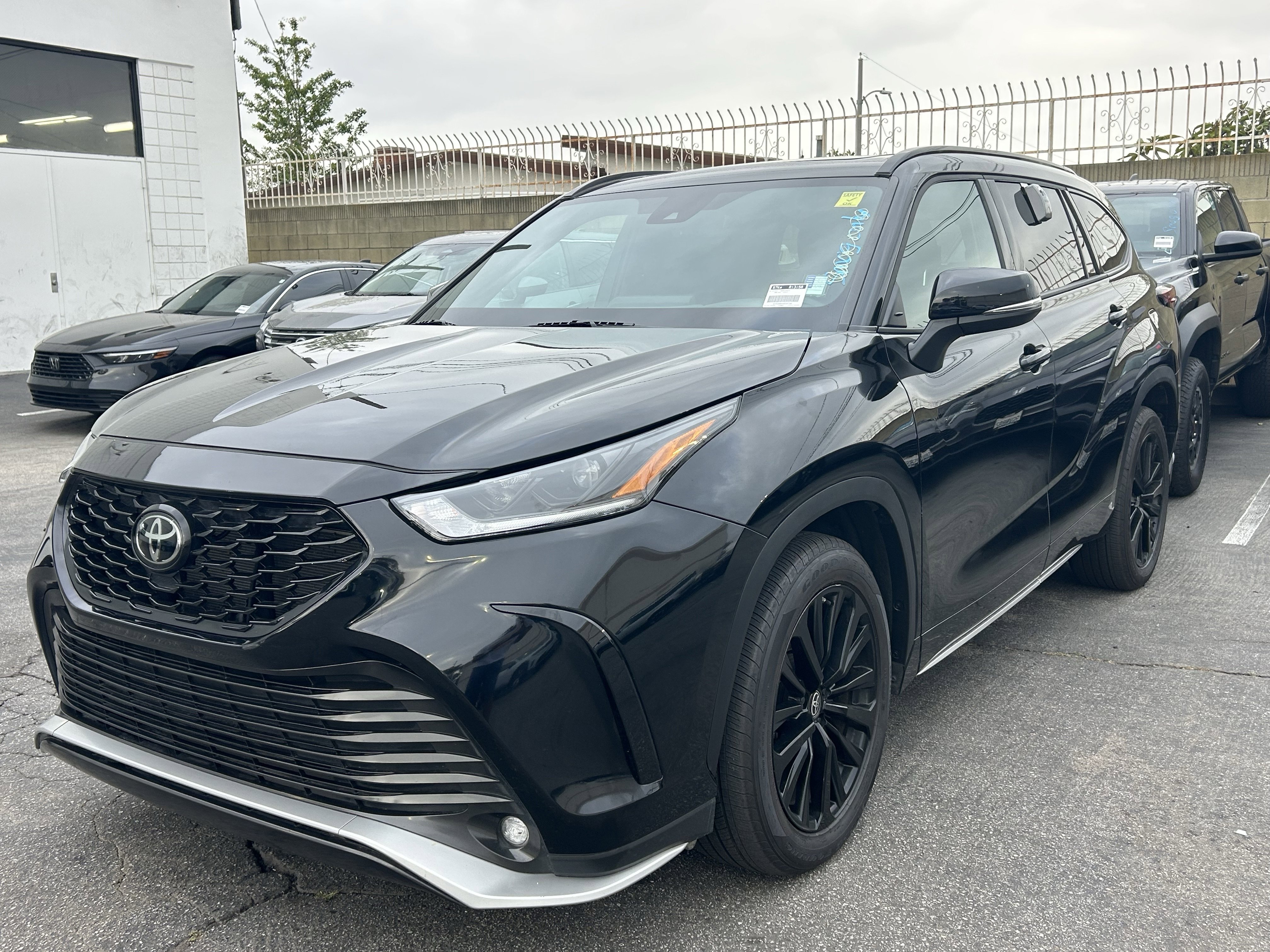 toyota highlander 2025 5TDKDRBH9SS581759 image toyota highlander 2025 5TDKDRBH9SS581759 image