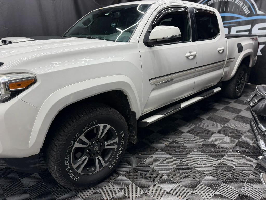 toyota tacoma 2016 5TFDZ5BN2GX010754 image toyota tacoma 2016 5TFDZ5BN2GX010754 image