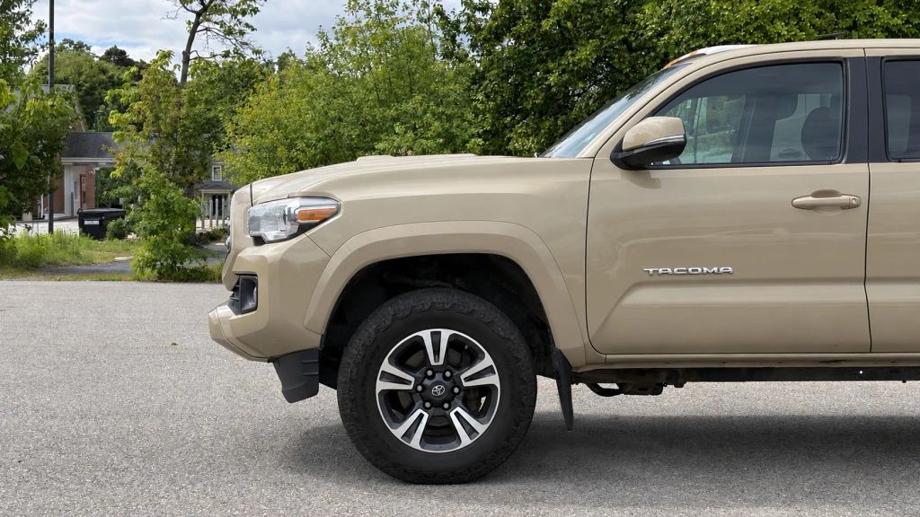 toyota tacoma 2016 5TFDZ5BNXGX013191 image toyota tacoma 2016 5TFDZ5BNXGX013191 image