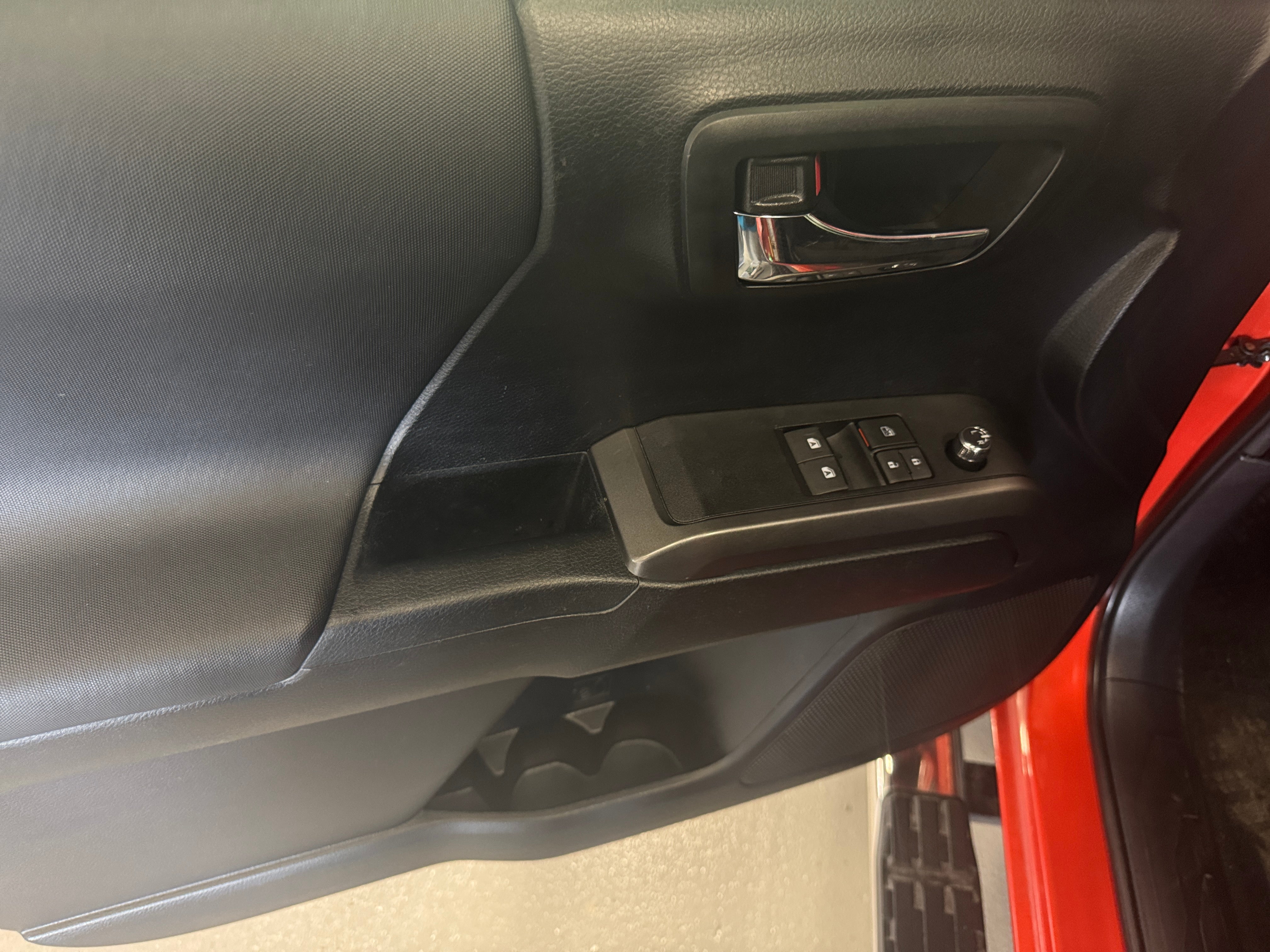 toyota tacoma 2016 5TFRZ5CN5GX013362 image toyota tacoma 2016 5TFRZ5CN5GX013362 image