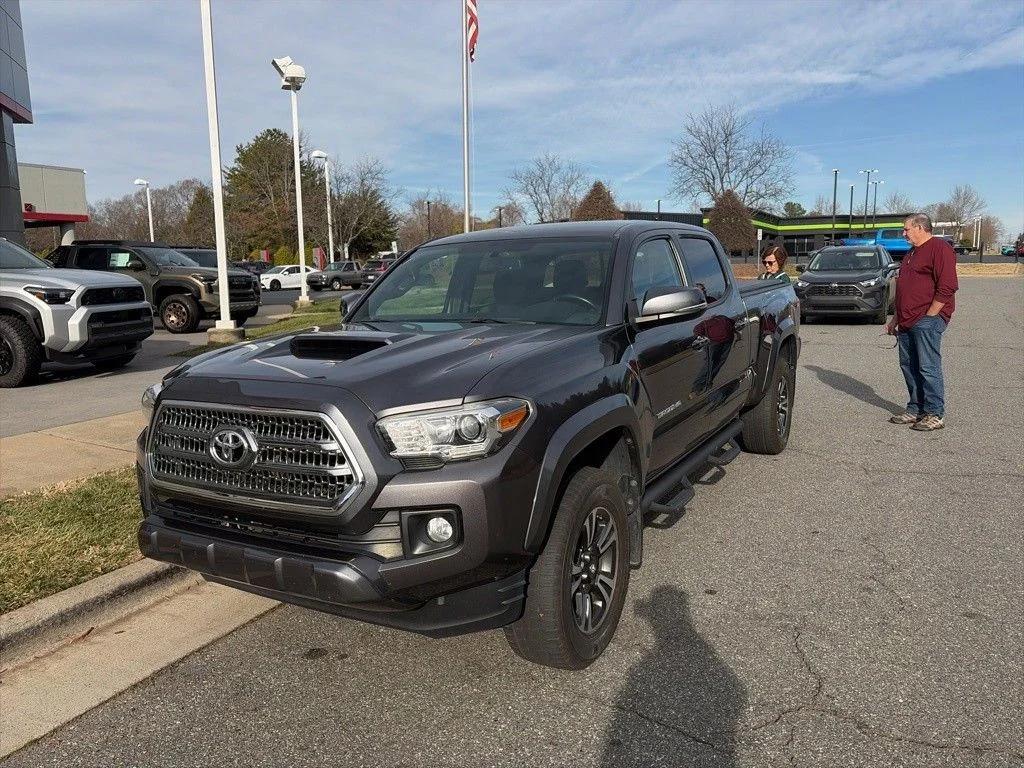 toyota tacoma 2016 5TFBZ5DN8GX001187 image toyota tacoma 2016 5TFBZ5DN8GX001187 image