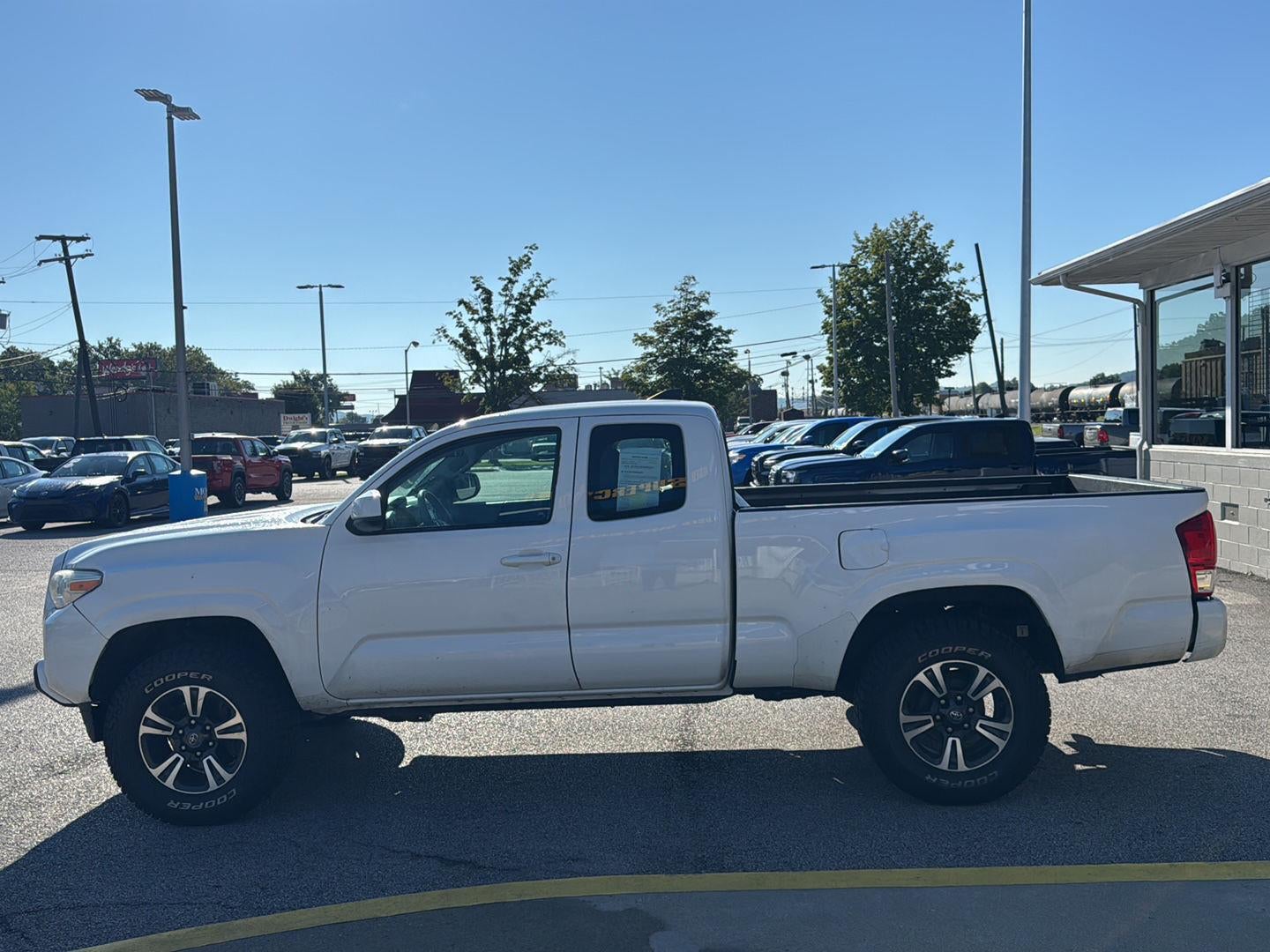 toyota tacoma 2016 5TFSX5EN8GX040978 image toyota tacoma 2016 5TFSX5EN8GX040978 image
