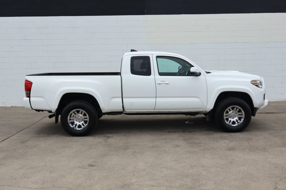 toyota tacoma 2016 5TFRZ5CN0GX002124 image toyota tacoma 2016 5TFRZ5CN0GX002124 image