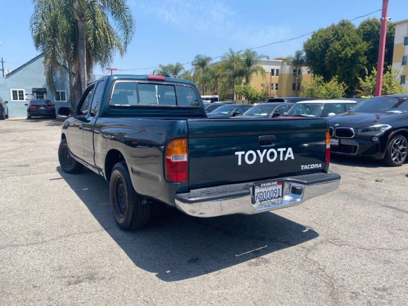 toyota tacoma 1995 4TAUN53B0SZ063011 image toyota tacoma 1995 4TAUN53B0SZ063011 image