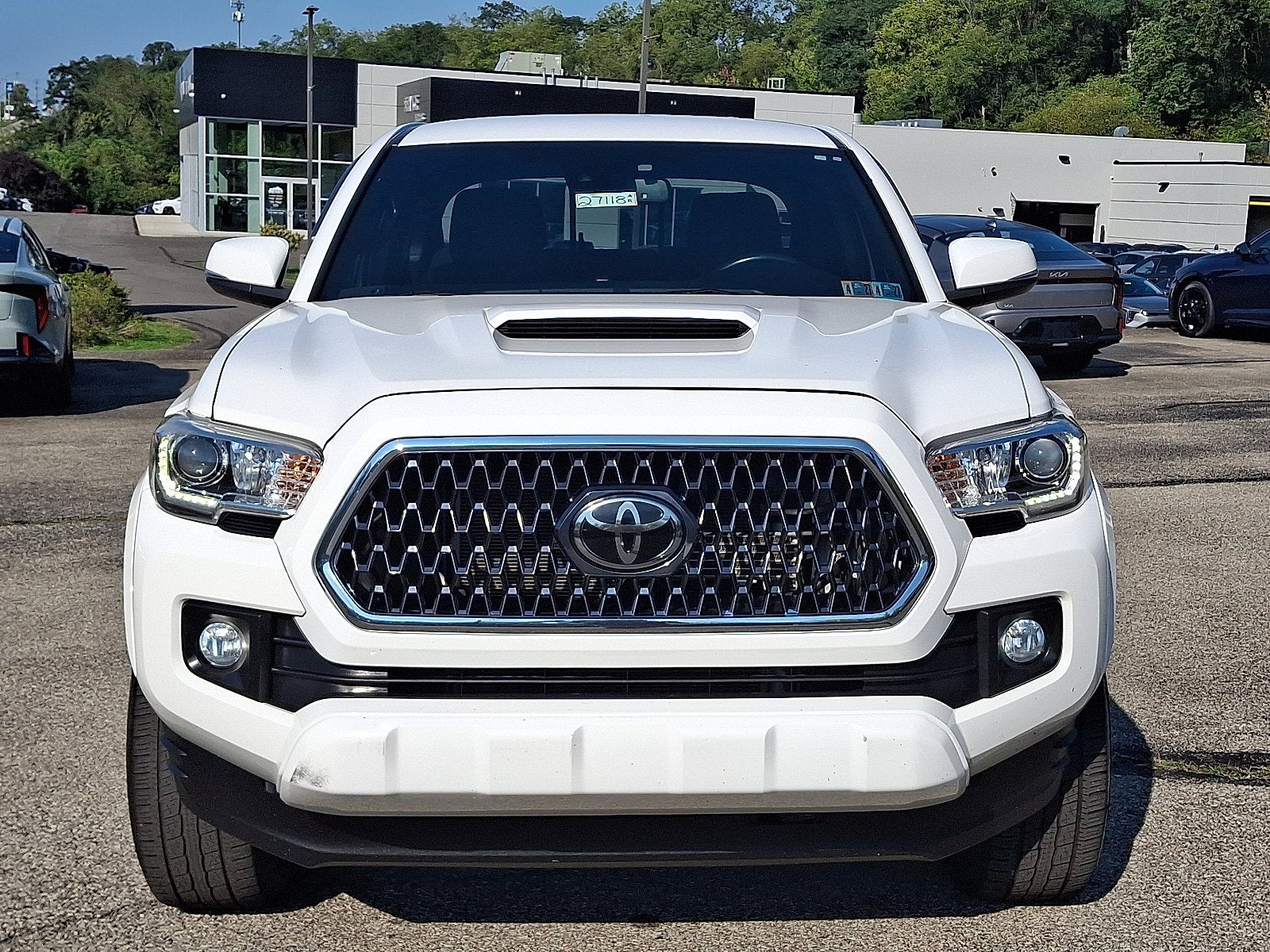 toyota tacoma 2019 3TMCZ5AN4KM259262 image toyota tacoma 2019 3TMCZ5AN4KM259262 image