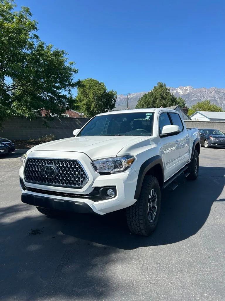 toyota tacoma 2019 3TMCZ5AN2KM275444 image toyota tacoma 2019 3TMCZ5AN2KM275444 image