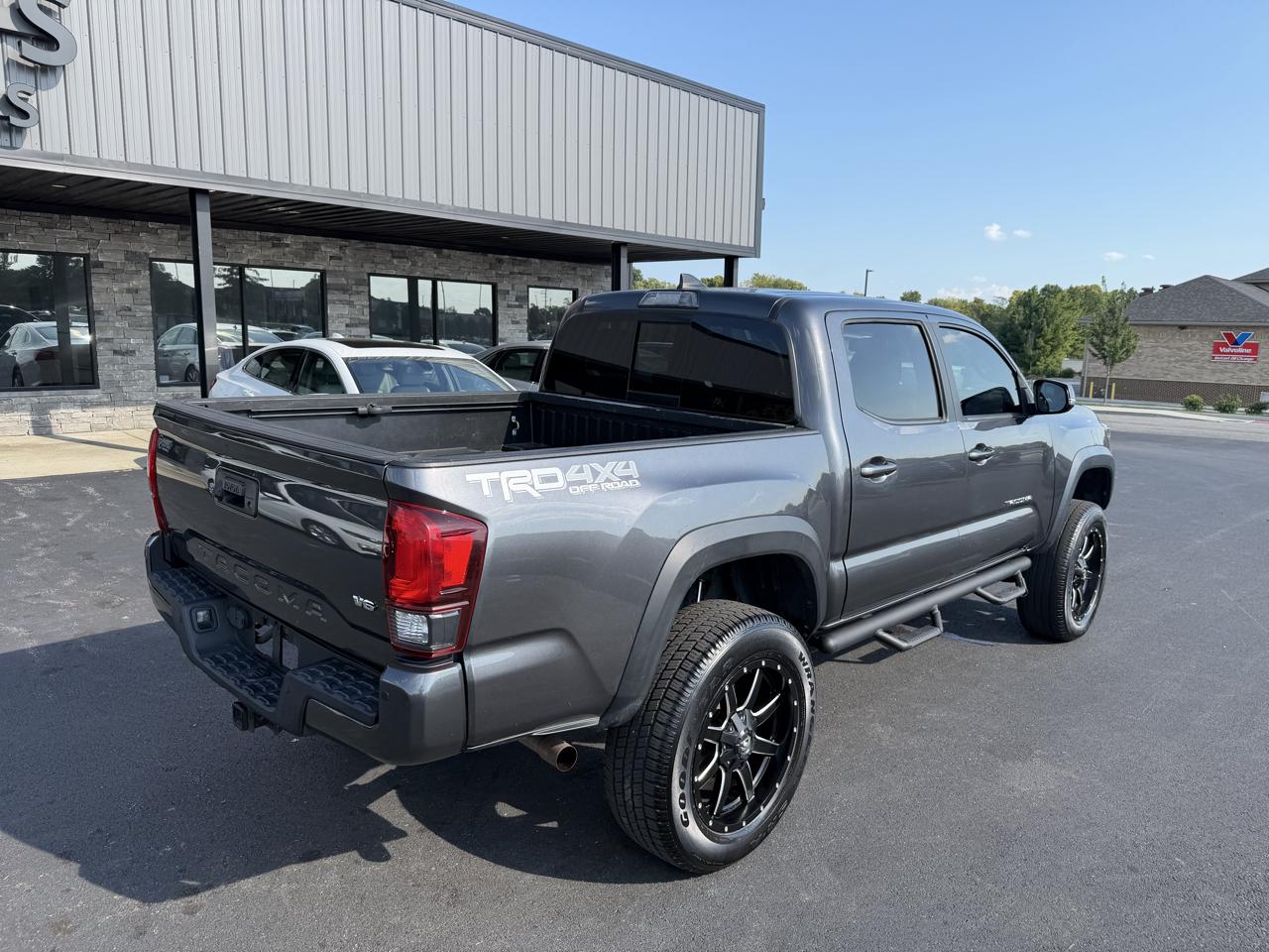 toyota tacoma 2019 3TMCZ5AN5KM223502 image toyota tacoma 2019 3TMCZ5AN5KM223502 image