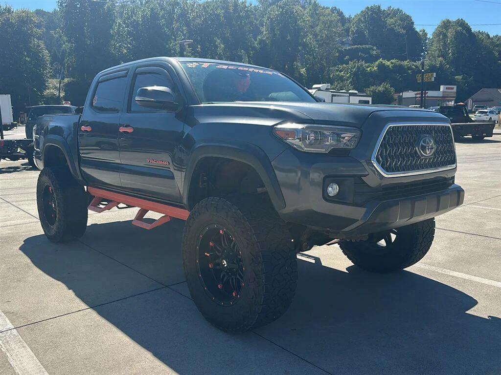 toyota tacoma 2019 3TMCZ5AN8KM261743 image toyota tacoma 2019 3TMCZ5AN8KM261743 image
