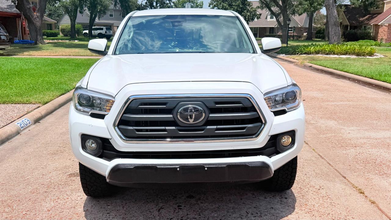 toyota tacoma 2019 3TMCZ5AN0KM215923 image toyota tacoma 2019 3TMCZ5AN0KM215923 image